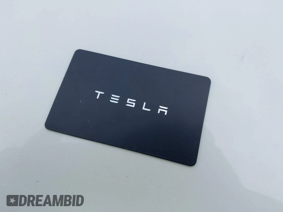 2025 Tesla Model 3 Long Range z VIN 5YJ3E1EBXSF913691, wystawiony jako IAAI lot #41699545 z przebiegiem 3 609 mil mil oraz . Historia ofert i sprzedaży dostępna na DreamBid. Obrazek 11.