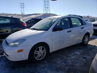 2000 Ford Focus SE with VIN 1FAFP34P7YW330697, listed as a Copart auction lot 88234905 with 40,484 mi miles and Clean Title. Bid and sale history available at carsss.com. Image 1.