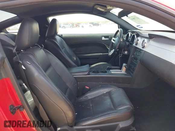 2008 Ford Mustang Deluxe with VIN 1ZVHT80N685116559, listed as a IAAI auction lot 41778691 with 94,514 mi miles and . Bid and sale history available at DreamBid. Image 5.