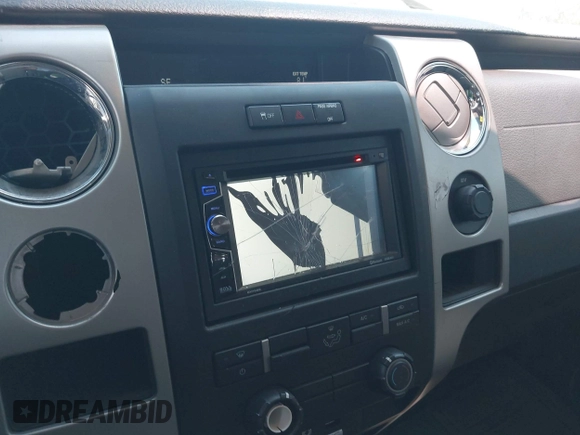 2014 Ford F-150 XL with VIN 1FTFW1CT3EKD12216, listed as a IAAI auction lot 42110775 with 140,673 mi miles. Bid and sale history available at carsss.com. Image 17.