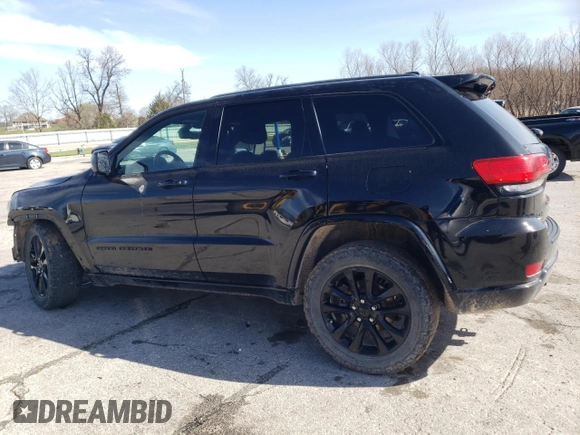 2020 Jeep Grand Cherokee Altitude with VIN 1C4RJFAG9LC197871, listed as a Copart auction lot 49780925 with 82,006 mi miles and Salvage Title. Bid and sale history available at carsss.com. Image 2.
