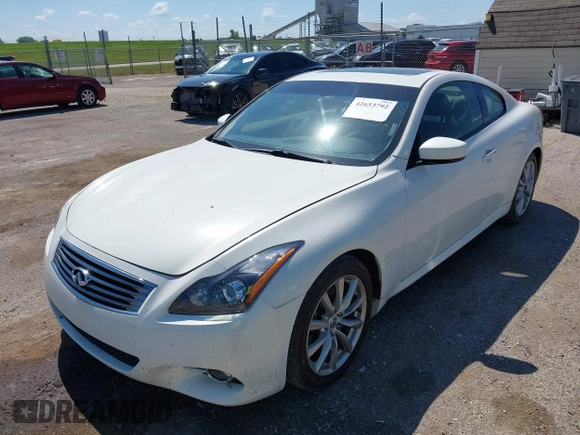 2014 Infiniti Q60 Journey with VIN JN1CV6EK7EM111241, listed as a IAAI auction lot 42653792 with 196,431 mi miles and . Bid and sale history available at DreamBid. Image 17.