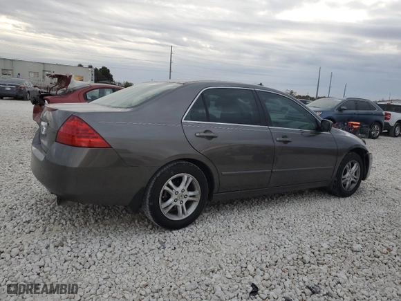 2007 Honda Accord Sdn EX with VIN 1HGCM55757A067736, listed as a Copart auction lot 83059454 with 130,399 mi miles and Salvage Title. Bid and sale history available at carsss.com. Image 3.