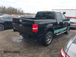 2004 Ford F-150 XLT with VIN 1FTPW14524FA04174, listed as a IAAI auction lot 40864660 with 218,100 mi miles. Bid and sale history available at carsss.com. Image 4.
