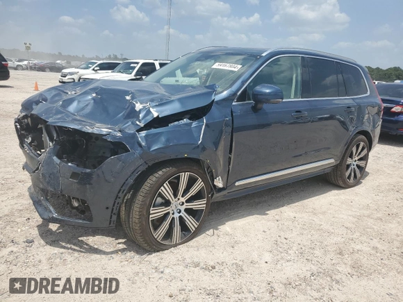2024 Volvo XC90 Ultimate Bright Theme with VIN YV4062PF3R1145624, listed as a Copart auction lot 59167804 with 3,802 mi miles and Salvage Title. Bid and sale history available at carsss.com. Image 1.