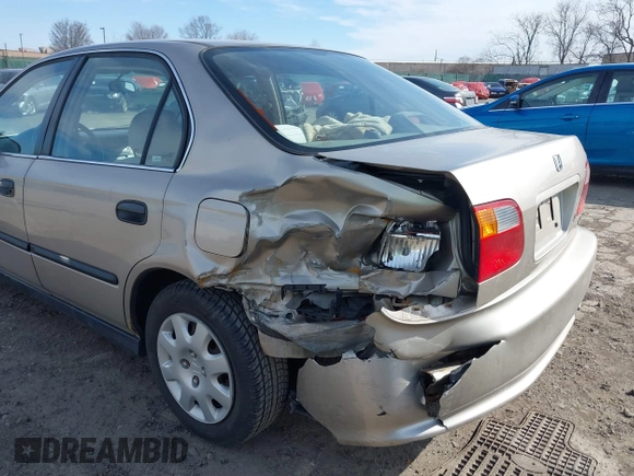 2000 Honda Civic LX with VIN 1HGEJ6679YL066102, listed as a IAAI auction lot 41585270 with 164,714 mi miles. Bid and sale history available at carsss.com. Image 6.
