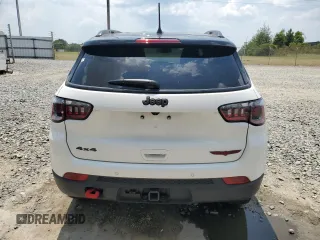 2025 Jeep Compass Trailhawk с VIN 3C4NJDDN6ST522993, выставлен на аукционе Copart как лот 62608575 с пробегом 9 714 миль миль и Чистый • Clean title. История ставок и продаж доступна на DreamBid. Изображение 6.