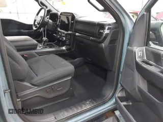 2023 Ford F-150 XL z VIN 1FTFW1E80PKG11643, wystawiony jako IAAI lot #42567764 z przebiegiem 6 448 mil mil oraz . Historia ofert i sprzedaży dostępna na DreamBid. Obrazek 5.