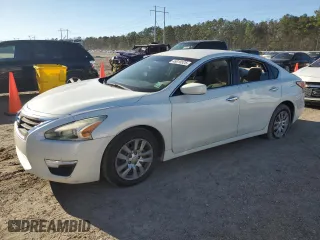 2014 Nissan Altima 2.5 S with VIN 1N4AL3AP0EN255742, listed as a Copart auction lot 48010525 with 132,927 mi miles and Salvage Title. Bid and sale history available at carsss.com. Image 1.