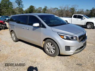 2017 Kia Sedona L with VIN KNDMA5C10H6279572, listed as a Copart auction lot 46491355 with 83,375 mi miles and Salvage Title. Bid and sale history available at carsss.com. Image 4.