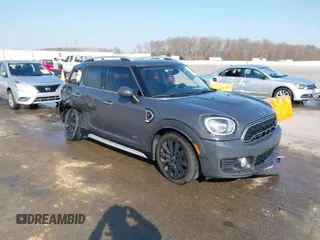 2018 MINI Countryman Cooper S with VIN WMZYT5C3XJ3E60685, listed as a IAAI auction lot 41775049 with 125,883 mi miles and . Bid and sale history available at DreamBid. Image 1.