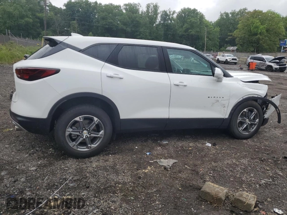 2023 Chevrolet Blazer LT with VIN 3GNKBCR46PS186485, listed as a Copart auction lot 57138845 with 31,588 mi miles and Salvage title. Bid and sale history available at DreamBid. Image 3.
