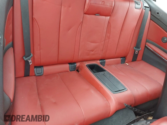2016 BMW M4 with VIN WBS3U9C51GP968602, listed as a IAAI auction lot 42442452 with 3 mi miles and . Bid and sale history available at DreamBid. Image 8.
