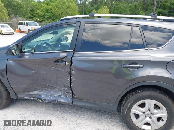 2014 Toyota RAV4 LE с VIN JTMZFREV0EJ021172, выставлен на аукционе IAAI как лот 42123498 с пробегом 63 846 миль миль и . История ставок и продаж доступна на DreamBid. Изображение 14.