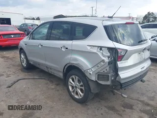 2017 Ford Escape SE z VIN 1FMCU9GDXHUA46689, wystawiony jako IAAI lot #41492523 z przebiegiem 67 401 mil mil oraz . Historia ofert i sprzedaży dostępna na DreamBid. Obrazek 3.
