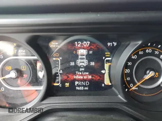 2024 Jeep Wrangler Sahara z VIN 1C4PJXEG6RW266773, wystawiony jako Copart lot #53257415 z przebiegiem 9 655 mil mil oraz Szkoda całkowita • Salvage title. Historia ofert i sprzedaży dostępna na DreamBid. Obrazek 9.