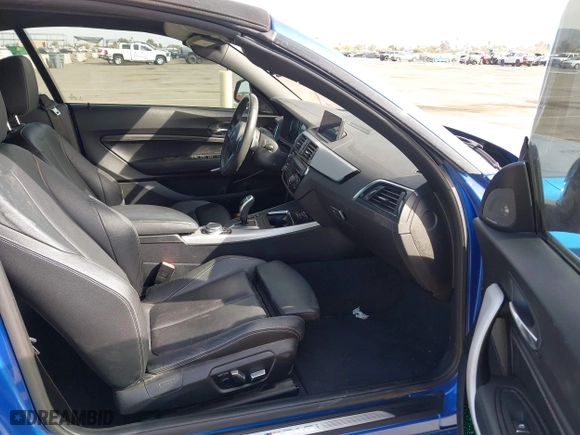 2020 BMW 2 Series M240i with VIN WBA2N1C08L7F39456, listed as a IAAI auction lot 41593230 with 37,747 mi miles. Bid and sale history available at carsss.com. Image 5.