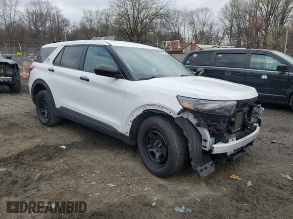 2022 Ford Police Interceptor Utility z VIN 1FM5K8AW1NNA02279, wystawiony jako Copart lot #51058345 z przebiegiem 51 337 mil mil oraz Czysty tytuł • Clean title. Historia ofert i sprzedaży dostępna na DreamBid. Obrazek 4.