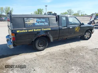 1994 Toyota Pickup DX with VIN JT4RN93P4R5110863, listed as a IAAI auction lot 42235081 with 217,506 mi miles and . Bid and sale history available at DreamBid. Image 4.