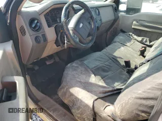 2010 Ford F-250 z VIN 1FTNF2A59AEB28302, wystawiony jako Copart lot #52718485 z przebiegiem 526 431 mil mil oraz Szkoda całkowita • Salvage title. Historia ofert i sprzedaży dostępna na DreamBid. Obrazek 8.