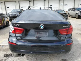 2019 BMW 3 Series 330i xDrive with VIN WBA8Z9C52KB220782, listed as a Copart auction lot 73659394 with 70,771 mi miles and Salvage Title. Bid and sale history available at carsss.com. Image 6.