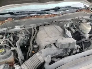 2015 Chevrolet Silverado 2500HD Work Truck z VIN 1GC2CUEG1FZ124280, wystawiony jako Copart lot #83632664 z przebiegiem 220 163 mil mil oraz Szkoda całkowita • Salvage title. Historia ofert i sprzedaży dostępna na DreamBid. Obrazek 13.