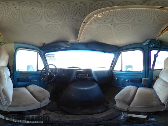 1989 Chevrolet Chevy Van z VIN 1GCEG25K3K7104404, wystawiony jako IAAI lot #42266335 z przebiegiem 96 272 mil mil oraz . Historia ofert i sprzedaży dostępna na DreamBid. Obrazek 17.