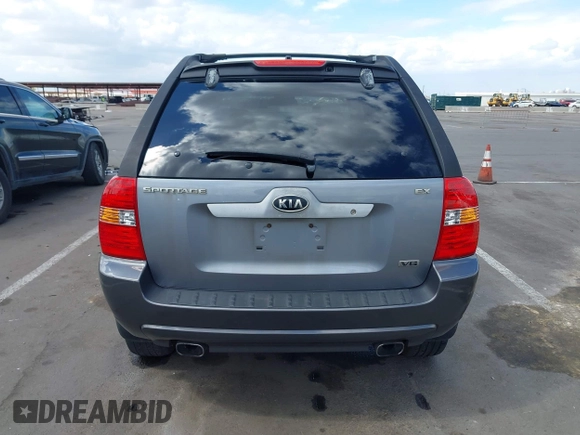 2005 Kia Sportage LX with VIN KNDJE723257122055, listed as a IAAI auction lot 42192102 with 167,726 mi miles and . Bid and sale history available at carsss.com. Image 16.