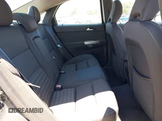 2009 Volvo S40 2.4L с VIN YV1MS390092446497, выставлен на аукционе IAAI как лот 42518359 с пробегом 86 548 миль миль и . История ставок и продаж доступна на DreamBid. Изображение 8.