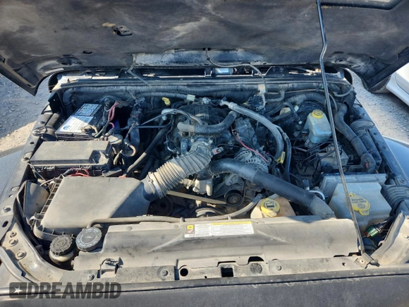 2008 Jeep Wrangler Unlimited Sahara with VIN 1J8GA59158L538460, listed as a Copart auction lot 63897295 with 335,852 mi miles and Clean title. Bid and sale history available at DreamBid. Image 11.