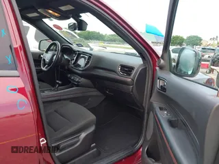 2024 Dodge Durango GT Plus с VIN 1C4RDJDG7RC143886, выставлен на аукционе IAAI как лот 42682092 с пробегом 43 226 миль миль и . История ставок и продаж доступна на DreamBid. Изображение 5.