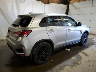 2022 Mitsubishi Outlander ES with VIN JA4ARUAU3NU021423, listed as a Copart auction lot 51933915 with 57,498 mi miles and Salvage title. Bid and sale history available at DreamBid. Image 3.
