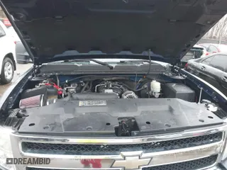 2010 Chevrolet Silverado 1500 LT with VIN 3GCRKSE31AG224178, listed as a IAAI auction lot 41448004 with 163,933 mi miles. Bid and sale history available at carsss.com. Image 10.