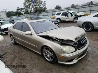 2006 Mercedes-Benz S-Class 4.3L with VIN WDBNG70J36A466395, listed as a Copart auction lot 71346652 with 172,113 mi miles and Salvage Title. Bid and sale history available at carsss.com. Image 1.