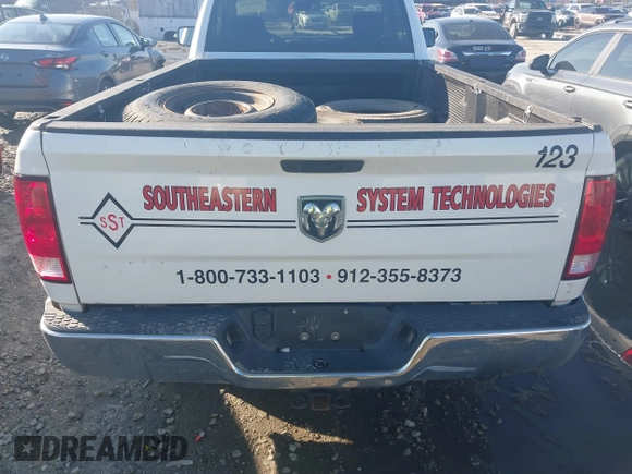 2019 Ram 1500 Classic Tradesman with VIN 3C6JR6DT7KG561514, listed as a IAAI auction lot 41556666 with 163,687 mi miles. Bid and sale history available at carsss.com. Image 16.