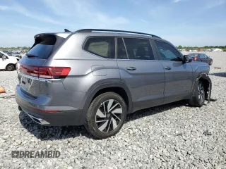 2024 Volkswagen Atlas SE with VIN 1V2JR2CA3RC570756, listed as a Copart auction lot 53936465 with 7,956 mi miles and Salvage title. Bid and sale history available at DreamBid. Image 3.