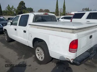 2000 Dodge Dakota Sport with VIN 1B7GL2AN8YS654014, listed as a IAAI auction lot 41470554 with 181,931 mi miles. Bid and sale history available at carsss.com. Image 14.