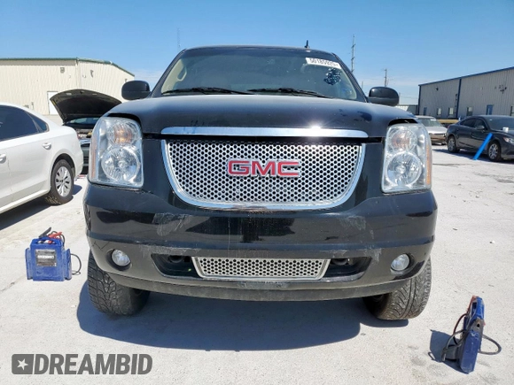 2014 GMC Yukon Denali with VIN 1GKS2EEF2ER173989, listed as a Copart auction lot 50185925 with 176,586 mi miles and Clean Title. Bid and sale history available at carsss.com. Image 5.
