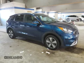 2018 Kia Niro Touring with VIN KNDCE3LC1J5153870, listed as a Copart auction lot 53302795 with 144,506 mi miles and Clean Title. Bid and sale history available at carsss.com. Image 4.