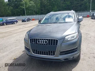 2015 Audi Q7 Premium Plus z VIN WA1LGAFE9FD014721, wystawiony jako IAAI lot #42403743 z przebiegiem 152 615 mil mil oraz . Historia ofert i sprzedaży dostępna na DreamBid. Obrazek 12.