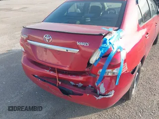 2008 Toyota Yaris with VIN JTDBT923381283480, listed as a IAAI auction lot 41909112 with 156,272 mi miles and . Bid and sale history available at DreamBid. Image 6.
