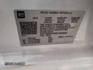 2024 GMC Sierra 3500HD Pro z VIN 1GT49SE75RF393920, wystawiony jako Copart lot #74218914 z przebiegiem 9858 mil mil oraz Szkoda całkowita • Salvage title. Historia ofert i sprzedaży dostępna na DreamBid. Obrazek 12.