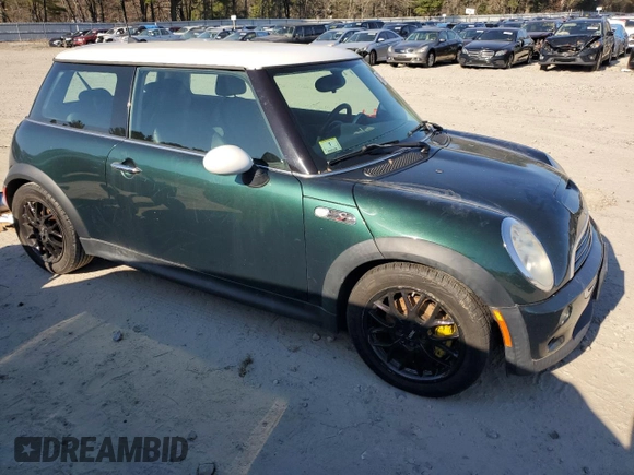 2005 MINI Hardtop S с VIN WMWRE33485TD91770, выставлен на аукционе Copart как лот 53641335 с пробегом 130 450 миль миль и Чистый • Clean title. История ставок и продаж доступна на DreamBid. Изображение 4.