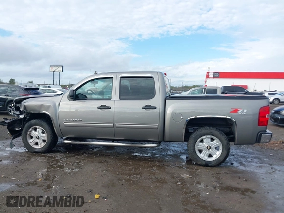 2013 Chevrolet Silverado 1500 LT with VIN 3GCPKSE70DG232285, listed as a IAAI auction lot 40881769 with 110,837 mi miles and . Bid and sale history available at DreamBid. Image 14.