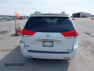 2011 Toyota Sienna XLE with VIN 5TDDK3DC6BS010355, listed as a IAAI auction lot 41998019 with 257,558 mi miles and . Bid and sale history available at DreamBid. Image 17.