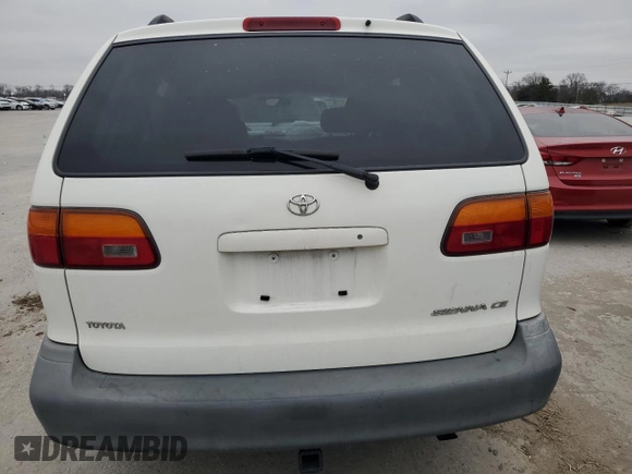 2000 Toyota Sienna CE with VIN 4T3ZF19C2YU200409, listed as a Copart auction lot 86129024 with 191,805 mi miles and Clean Title. Bid and sale history available at carsss.com. Image 6.