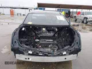 2017 Cadillac CTS-V z VIN 1G6A15S64H0156458, wystawiony jako IAAI lot #41565537 z przebiegiem Nie podano mil oraz . Historia ofert i sprzedaży dostępna na DreamBid. Obrazek 16.
