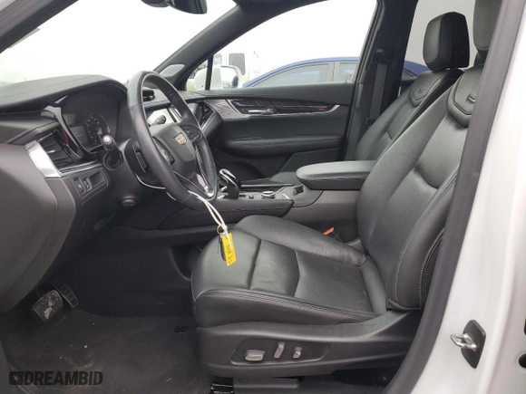 2020 Cadillac XT6 FWD Premium Luxury with VIN 1GYKPCRS0LZ173389, listed as a Copart auction lot 45647475 with 52,933 mi miles and Salvage Title. Bid and sale history available at carsss.com. Image 7.