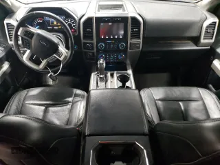 2018 Ford F-150 XL z VIN 1FTFW1E19JFD86240, wystawiony jako Copart lot #54861755 z przebiegiem 151 131 mil mil oraz Czysty tytuł • Clean title. Historia ofert i sprzedaży dostępna na DreamBid. Obrazek 8.