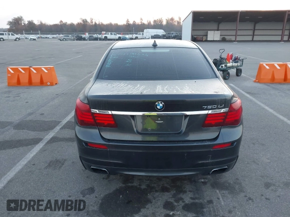 2014 BMW 7 Series ALPINA B7 with VIN WBAYE8C58ED136240, listed as a IAAI auction lot 40701912 with 116,246 mi miles. Bid and sale history available at carsss.com. Image 16.